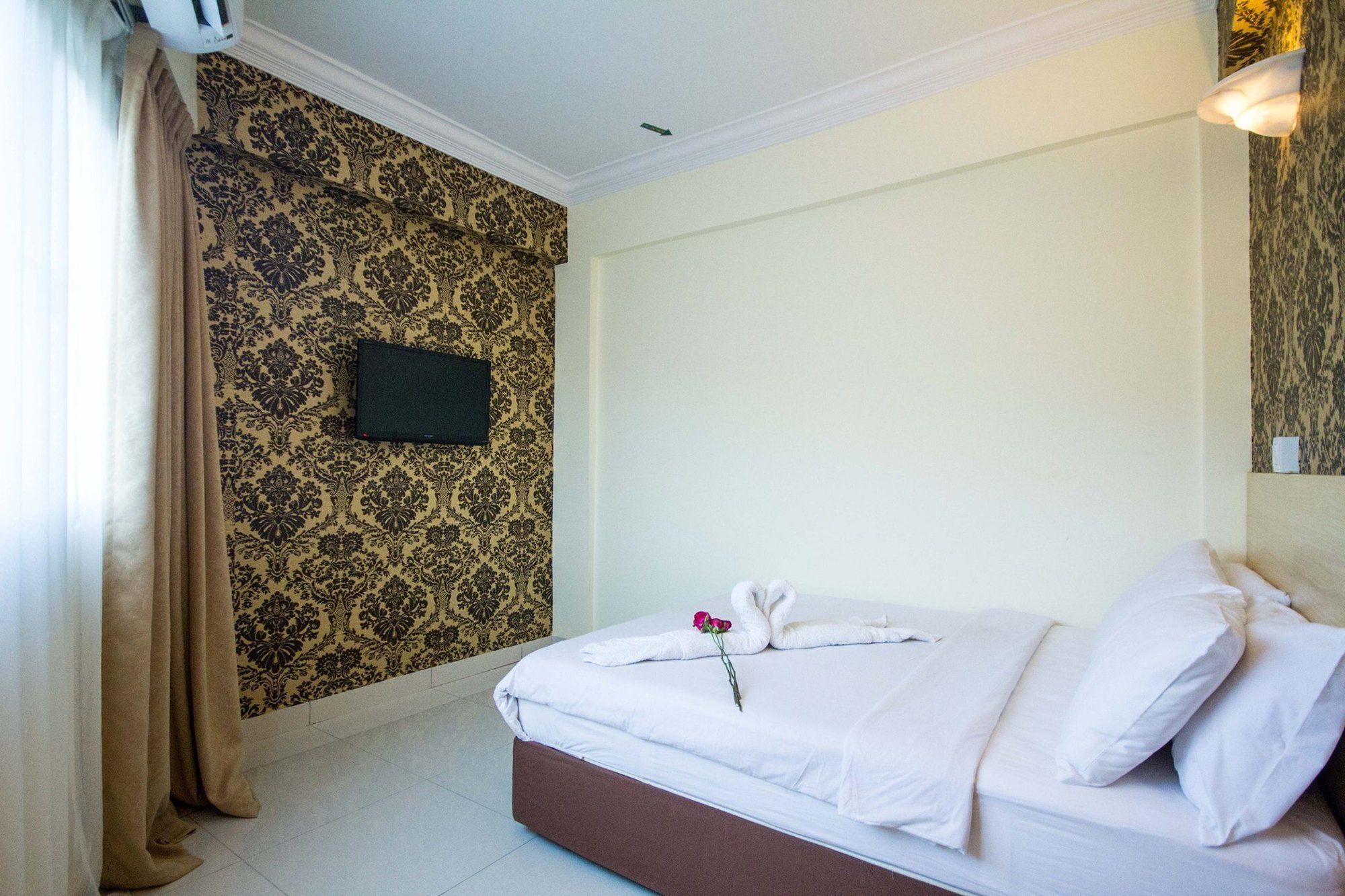 Sea Princess Hotel Teluk Bahang Kültér fotó